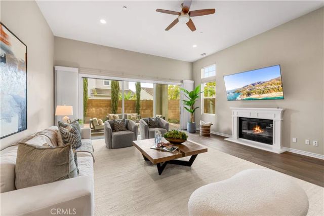 102 Derailer, Irvine, CA 92618