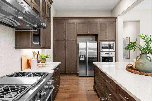 102 Derailer, Irvine, CA 92618