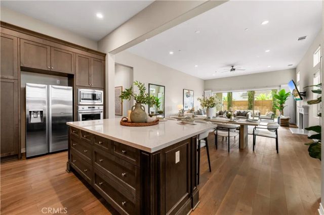 102 Derailer, Irvine, CA 92618