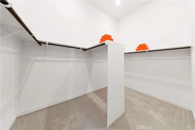 102 Derailer, Irvine, CA 92618