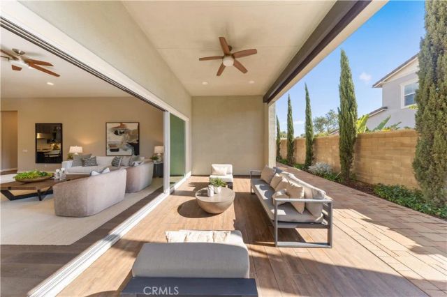 102 Derailer, Irvine, CA 92618