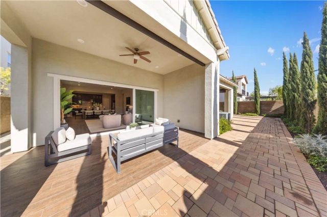 102 Derailer, Irvine, CA 92618