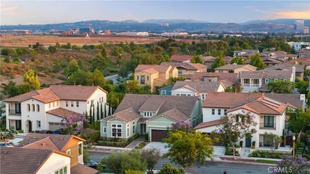 102 Derailer, Irvine, CA 92618