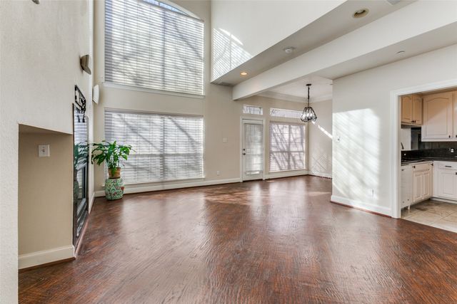 14561 Juliard Lane, Addison, TX 75001