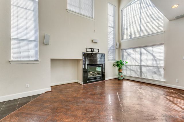 14561 Juliard Lane, Addison, TX 75001