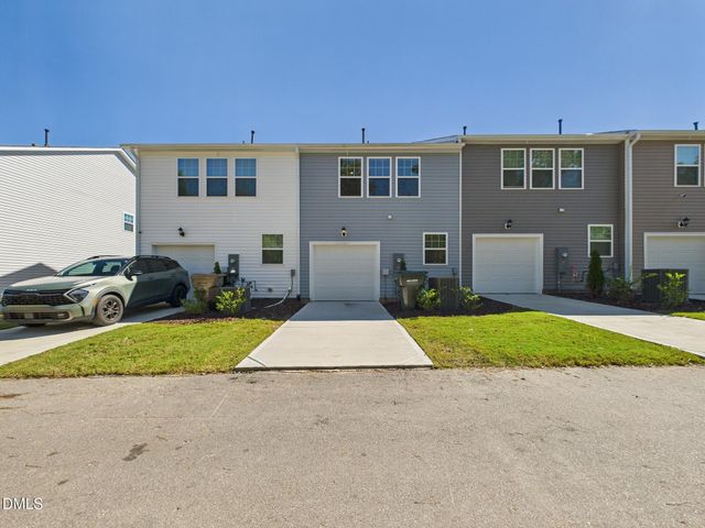 458 Channel Drop Drive, Clayton, NC 27520