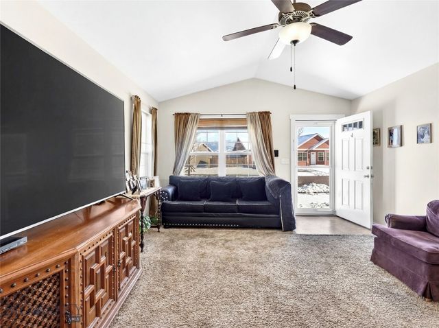 2217 Sturnella Lane, Belgrade, MT 59714