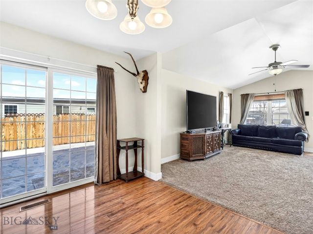 2217 Sturnella Lane, Belgrade, MT 59714