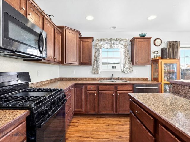 2217 Sturnella Lane, Belgrade, MT 59714