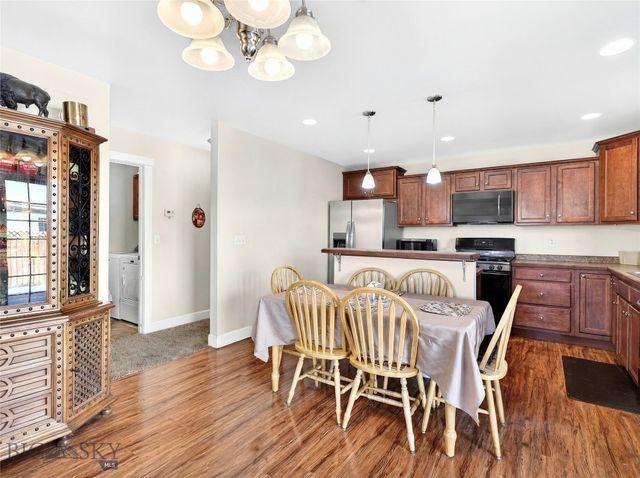 2217 Sturnella Lane, Belgrade, MT 59714