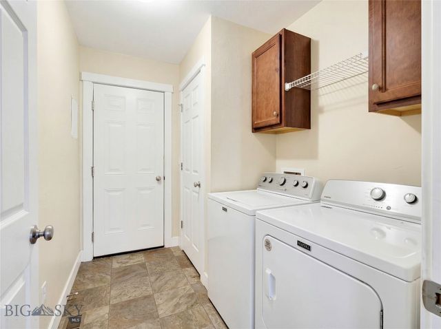 2217 Sturnella Lane, Belgrade, MT 59714