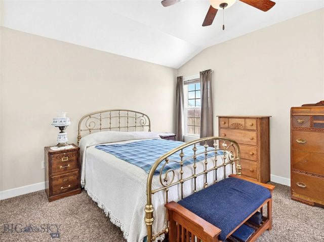 2217 Sturnella Lane, Belgrade, MT 59714