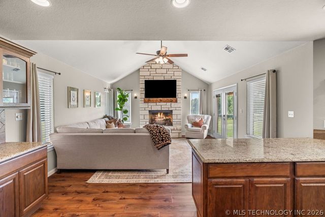 17373 Sumac Road, Madill, OK 73446