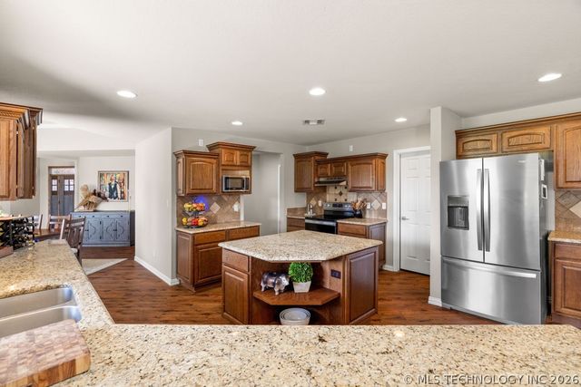 17373 Sumac Road, Madill, OK 73446