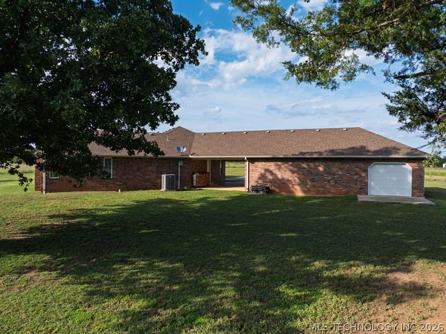 17373 Sumac Road, Madill, OK 73446