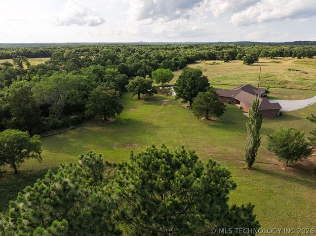 17373 Sumac Road, Madill, OK 73446