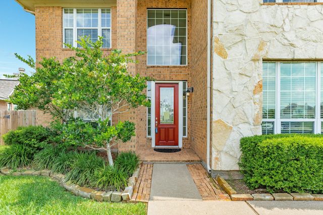 8 Terra Bella Drive, Manvel, TX 77578