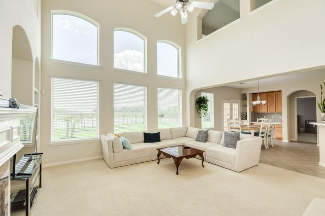 8 Terra Bella Drive, Manvel, TX 77578