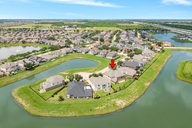 8 Terra Bella Drive, Manvel, TX 77578