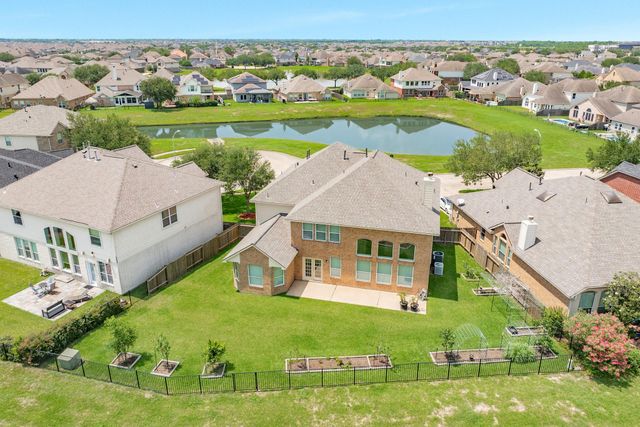 8 Terra Bella Drive, Manvel, TX 77578