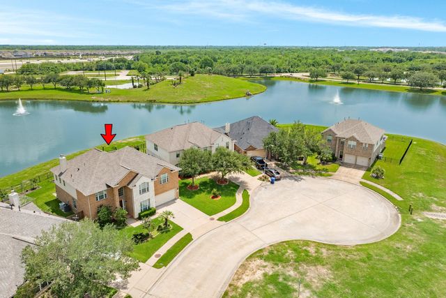 8 Terra Bella Drive, Manvel, TX 77578
