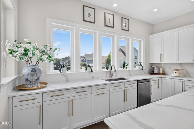 235 Weddington Park Lane, Apex, NC 27523