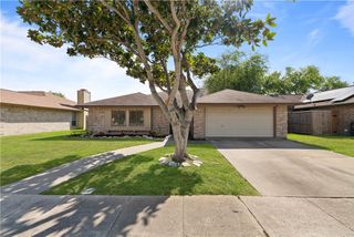 6325 Kristin Dr, Corpus Christi, TX 78414