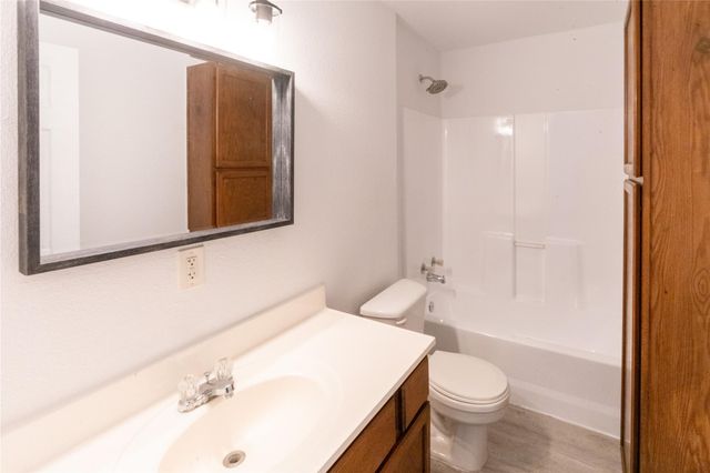 702 N 2nd ST, Copperas Cove, TX 76522