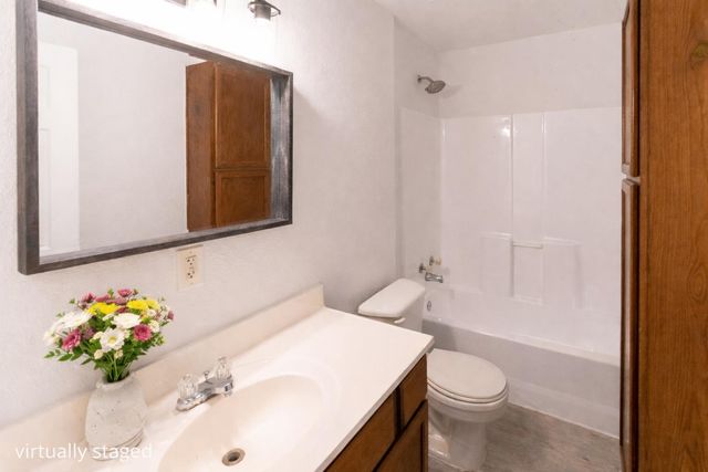 702 N 2nd ST, Copperas Cove, TX 76522