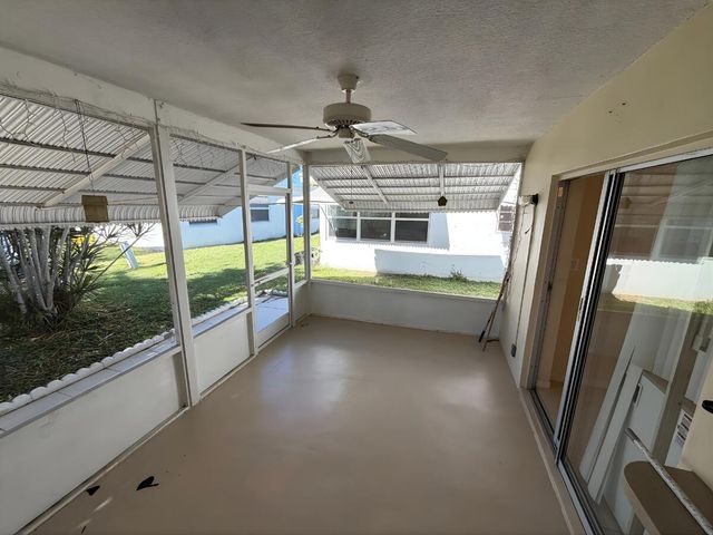 604 SW 15th Street SW, Boynton Beach, FL 33426