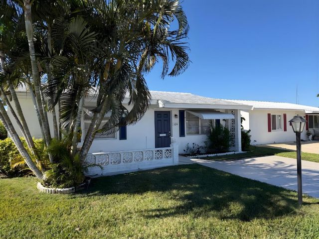 604 SW 15th Street SW, Boynton Beach, FL 33426