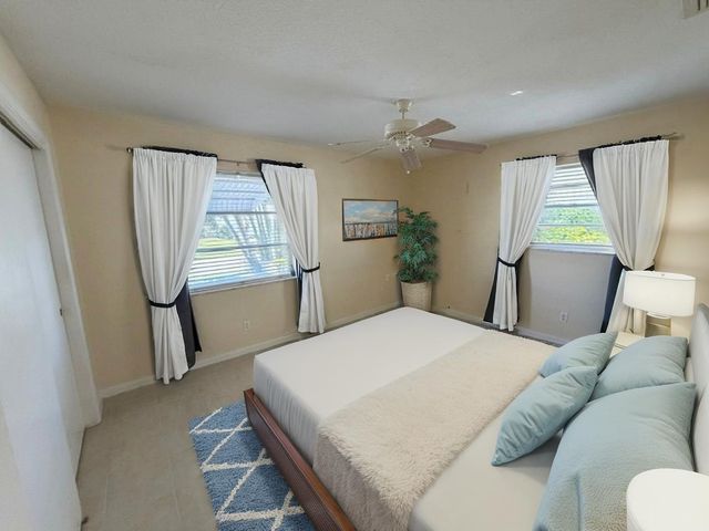 604 SW 15th Street SW, Boynton Beach, FL 33426