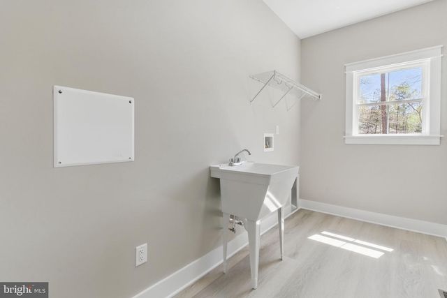 86 PROMISE LN, Bumpass, VA 23024