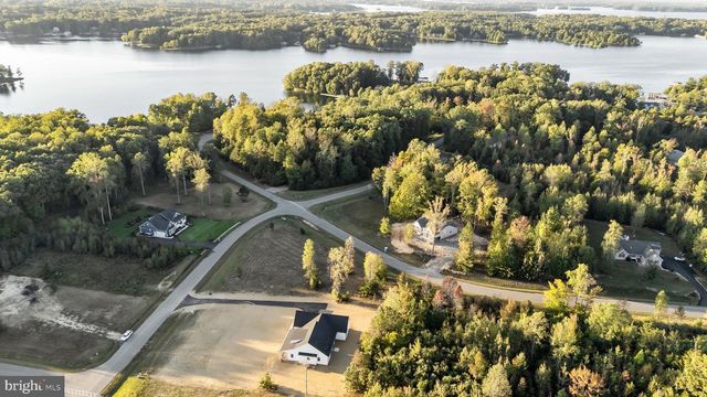 86 PROMISE LN, Bumpass, VA 23024