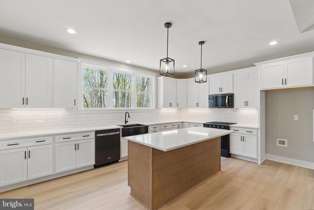 86 PROMISE LN, Bumpass, VA 23024