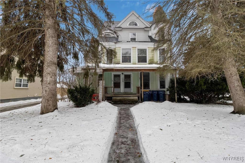 128 Ontario Street, Lockport-city, NY 14094