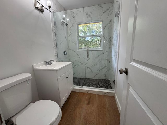 110 Cascade Lane 2, West Palm Beach, FL 33404