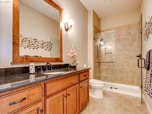 2009 Nw KLICKITAT St, Camas, WA 98607