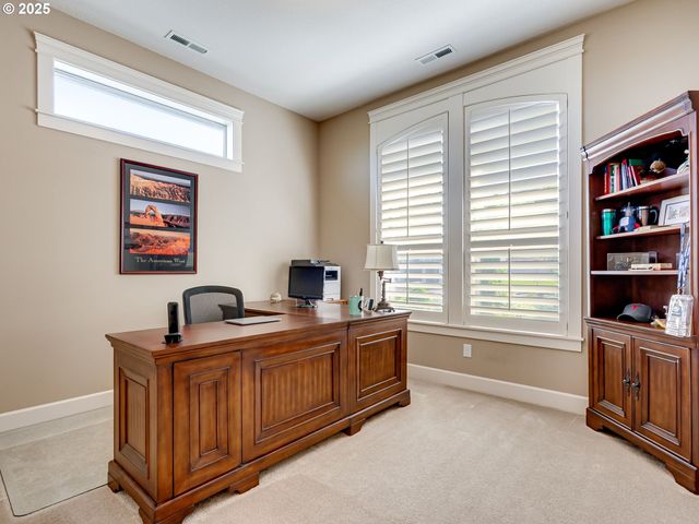 2009 Nw KLICKITAT St, Camas, WA 98607