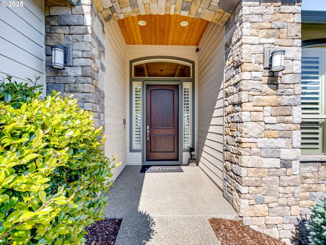 2009 Nw KLICKITAT St, Camas, WA 98607