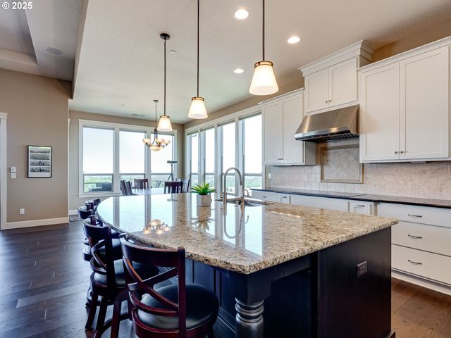 2009 Nw KLICKITAT St, Camas, WA 98607
