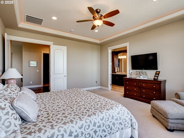 2009 Nw KLICKITAT St, Camas, WA 98607