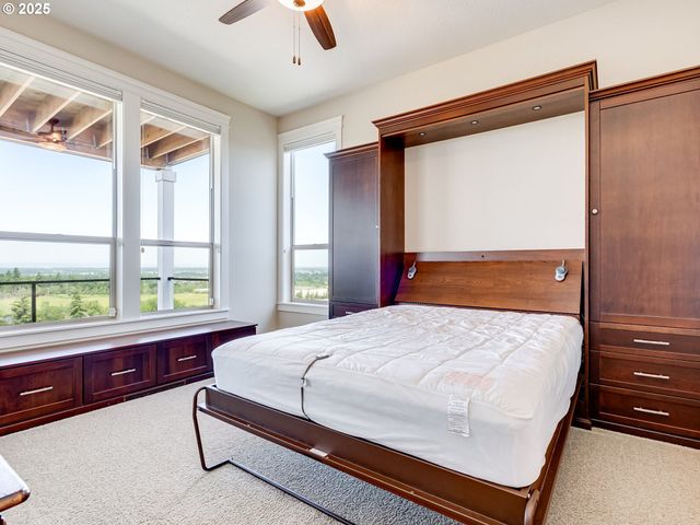 2009 Nw KLICKITAT St, Camas, WA 98607