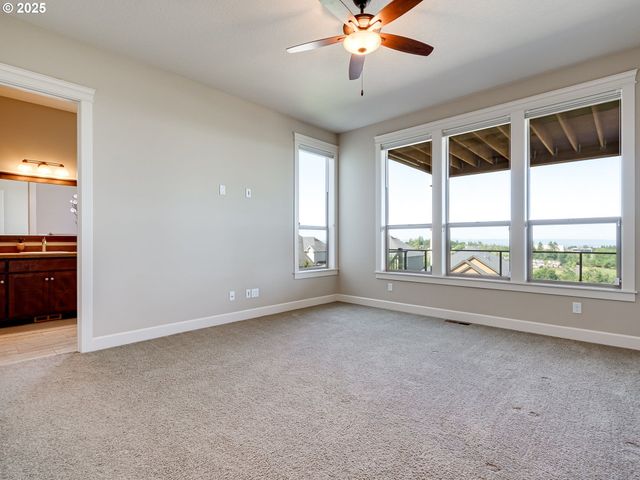 2009 Nw KLICKITAT St, Camas, WA 98607