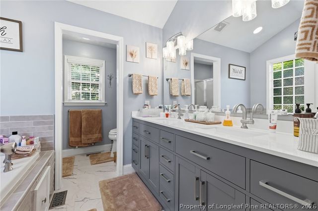 3512 Sunchase Court, Fayetteville, NC 28306