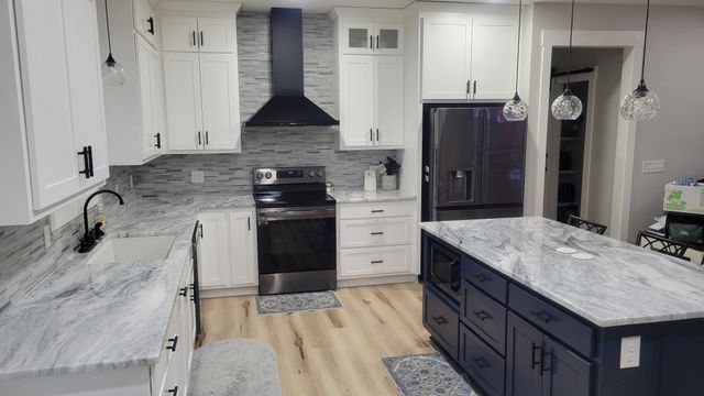 431 Rose Dr, Decherd, TN 37324