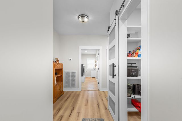 431 Rose Dr, Decherd, TN 37324