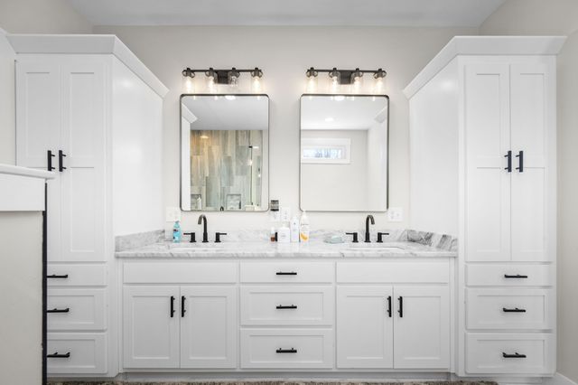 431 Rose Dr, Decherd, TN 37324