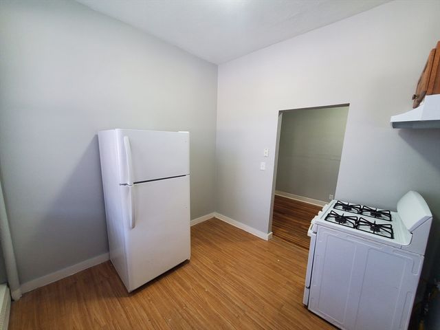 10 Abbottsford 3, Boston, MA 02121