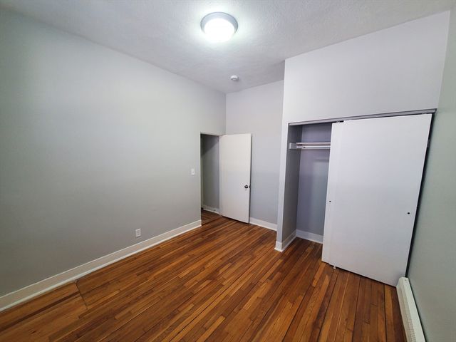 10 Abbottsford 3, Boston, MA 02121